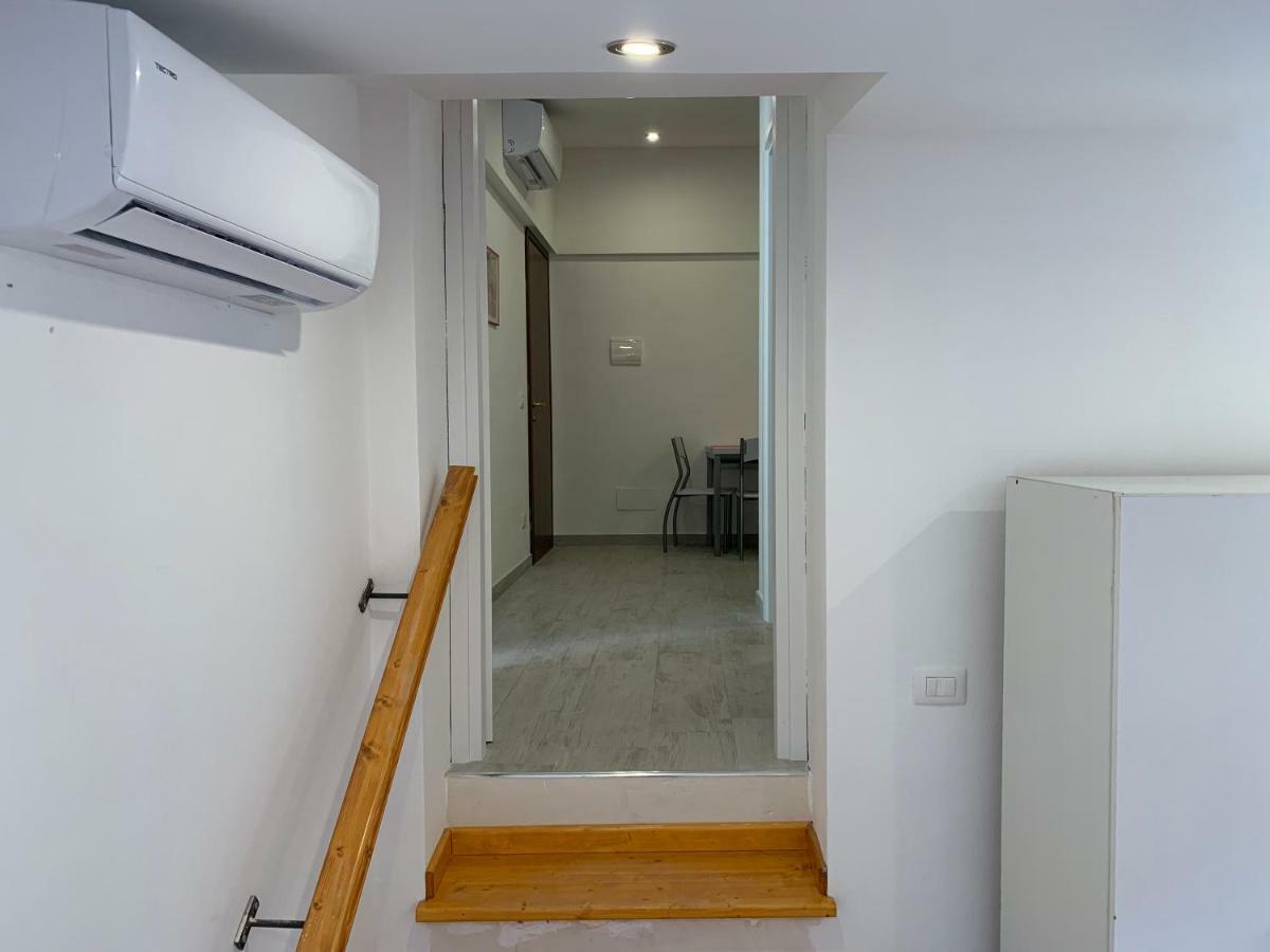Deni'S Apartments Per 4 Сиракузы Экстерьер фото